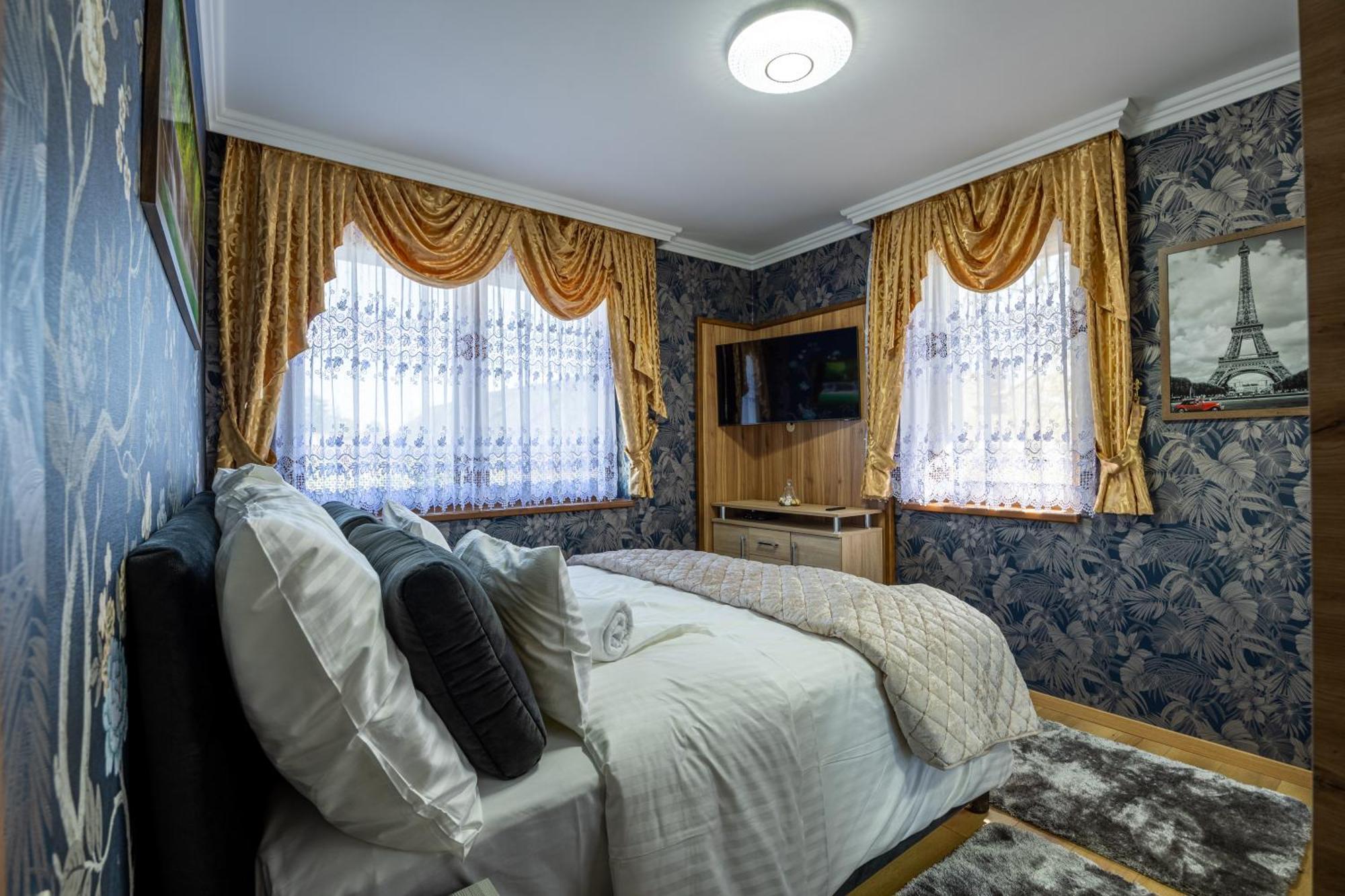 Voeroes Alom Panzio Bed and Breakfast Tiszakécske Exteriör bild